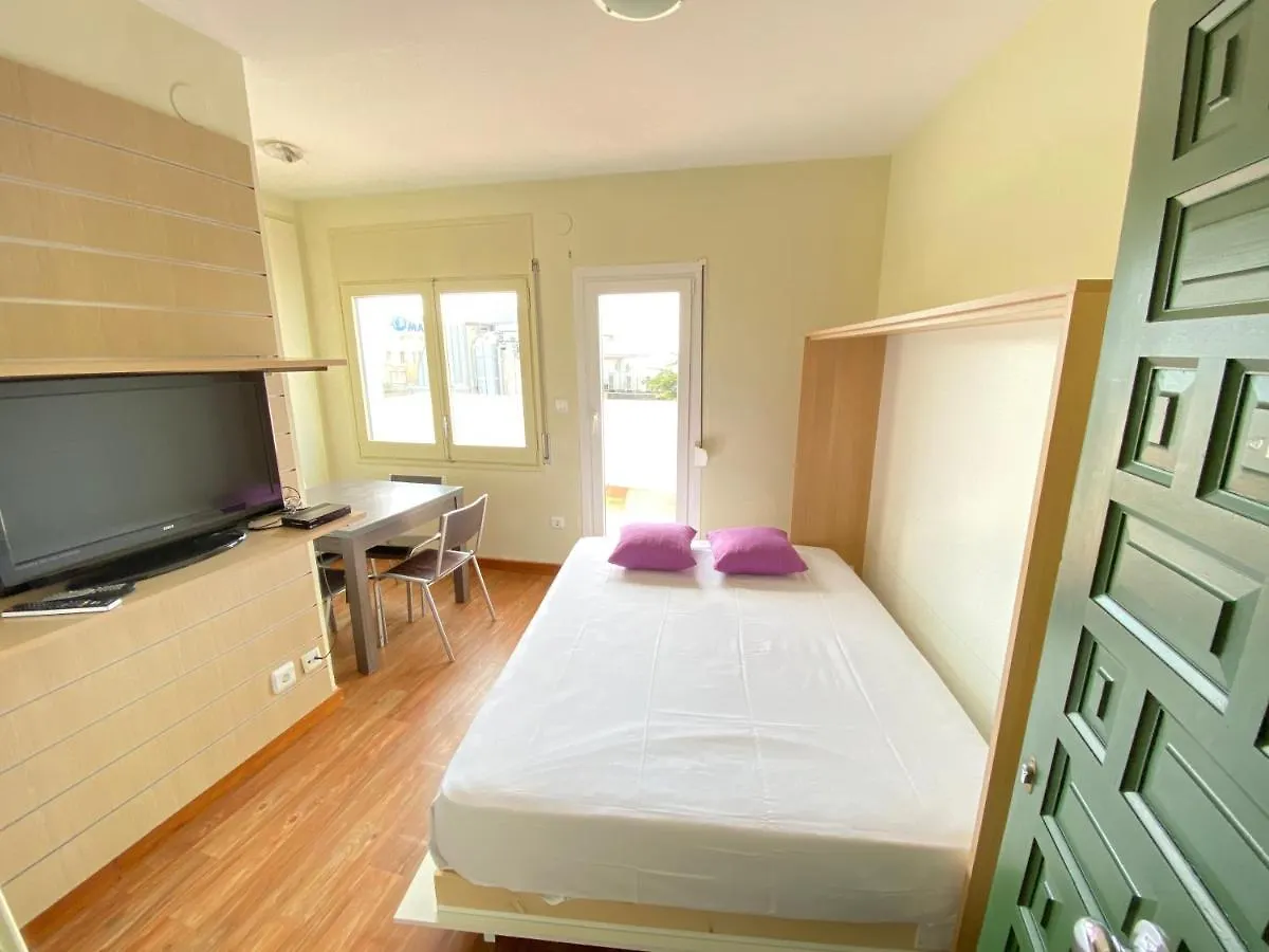 Agi Josep Sabater Apartment Roses