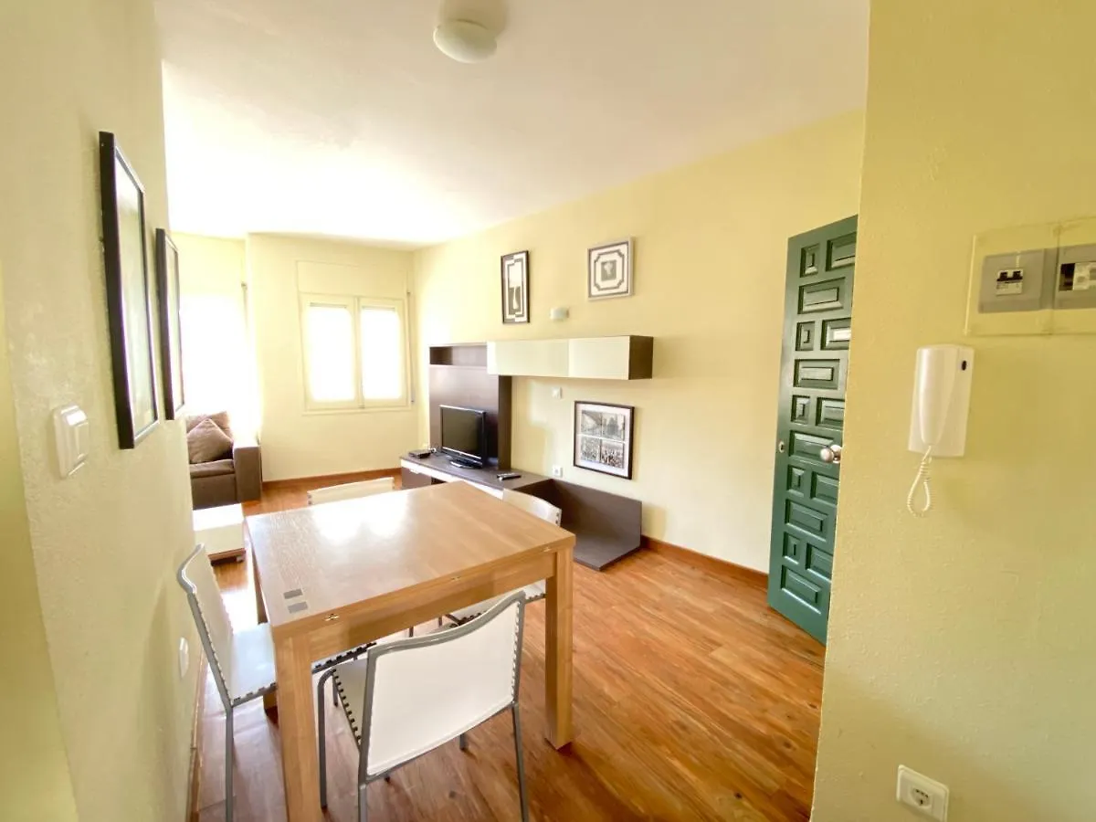 Agi Josep Sabater Apartment Roses