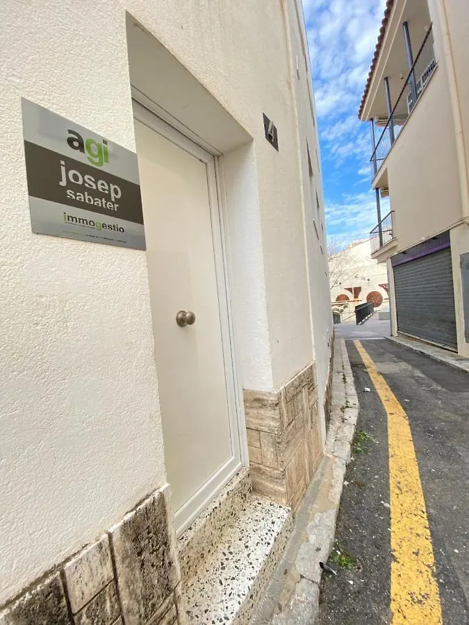 Agi Josep Sabater Apartment Roses